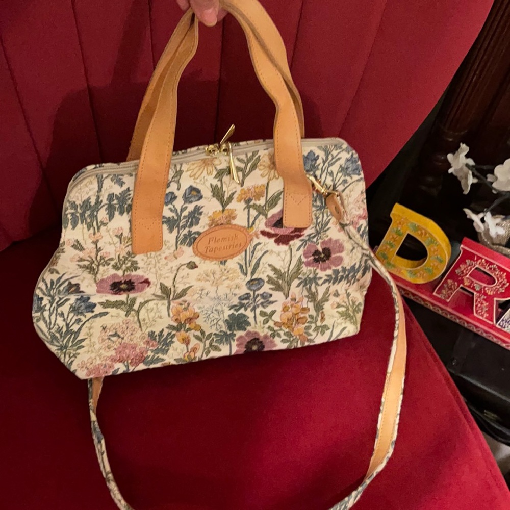 FLEMISH TAPESTRIES BAG ** VINTAGE 80s*